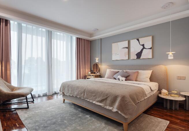 臥室裝修技巧，打造一個(gè)溫馨舒適的空間